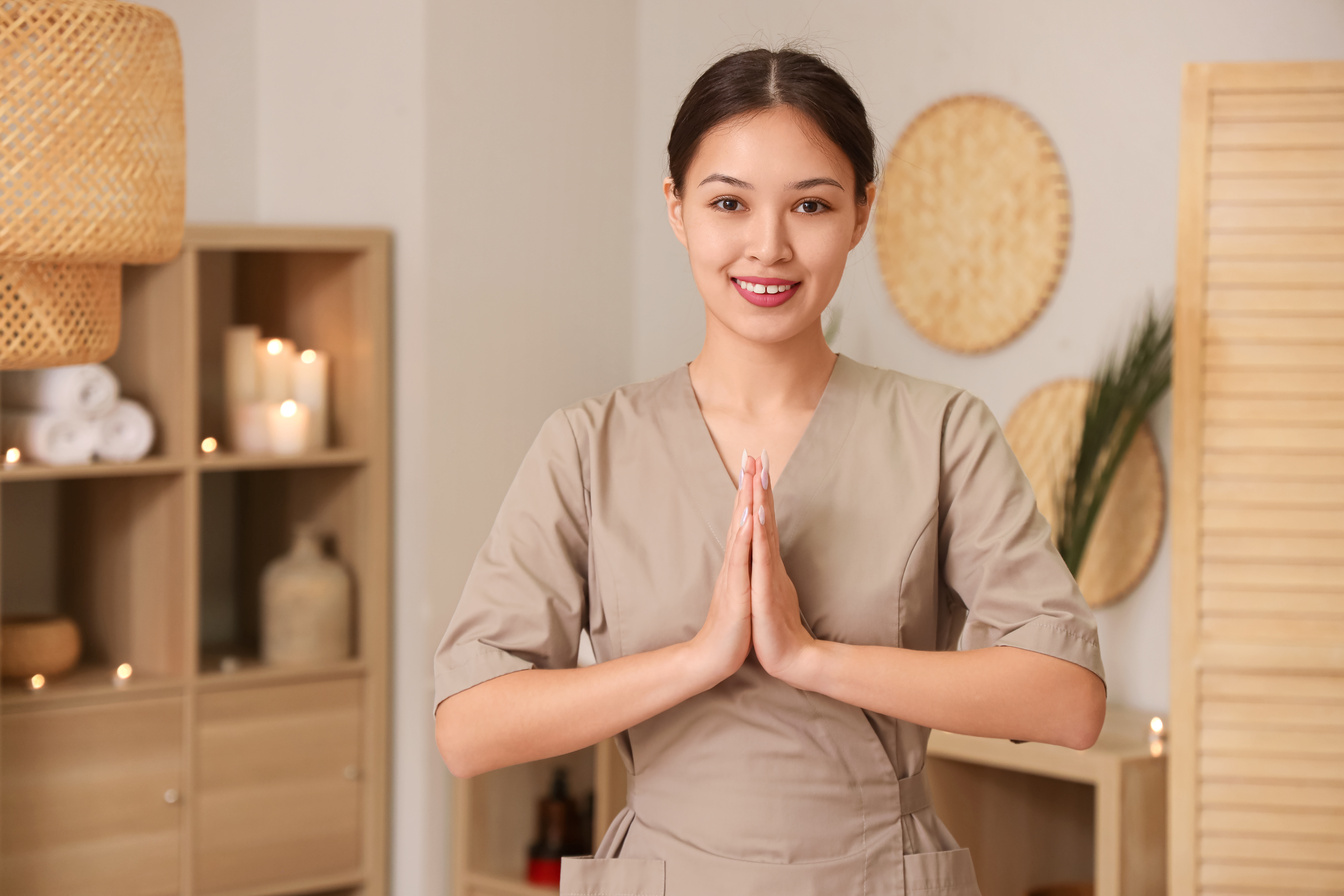 Thai Massage Therapist in Spa Salon