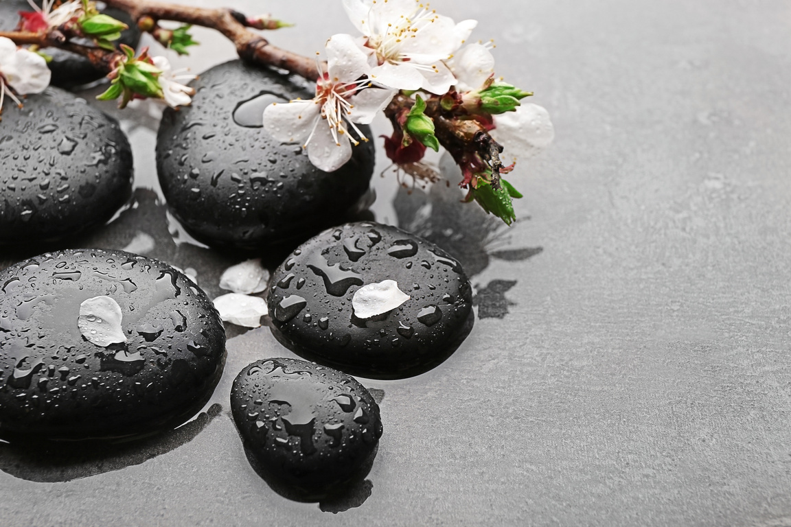 Spa Hot Stones with Flowers 